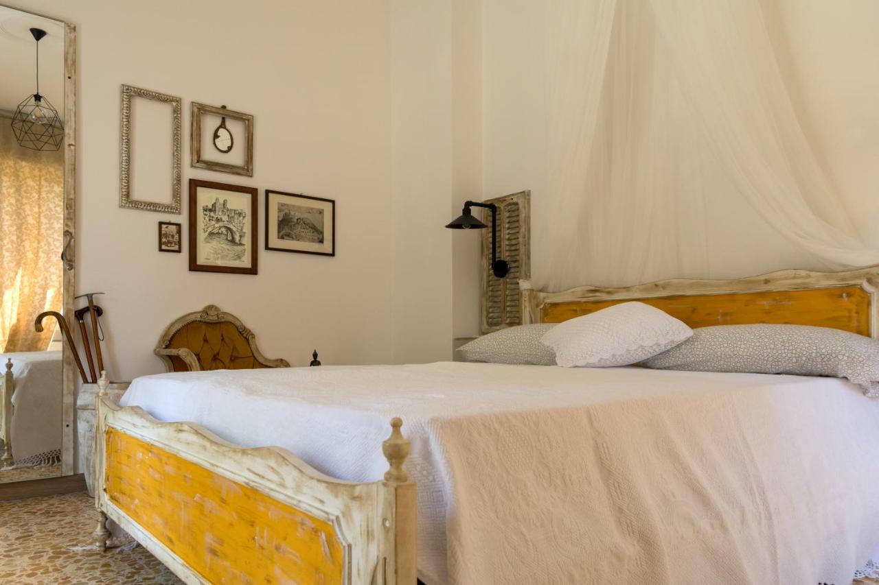 Ferienwohnung La Casa Di Elda Dolceacqua Exterior foto